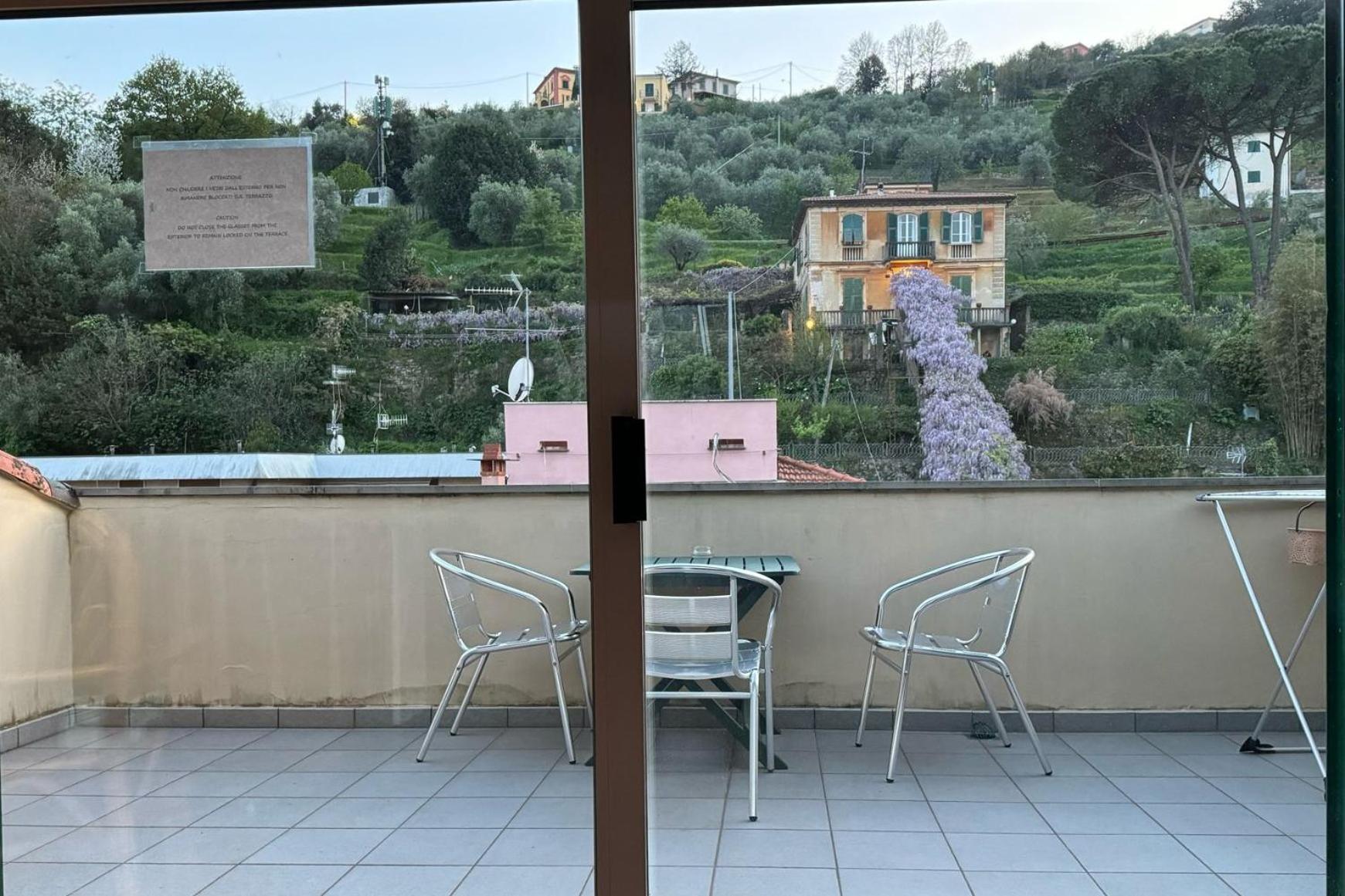 Ferienwohnung La Soffitta Di Maria La Spezia Exterior foto